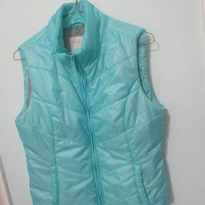 Aeropostale Women's Puffer Vest size Medium.